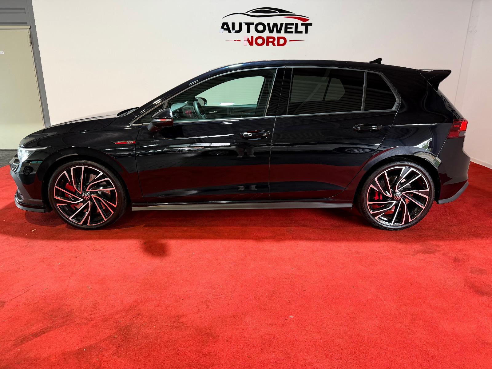 Volkswagen Golf VIII GTI Clubsport ACC*SHZ*NAVI*IQ LIGHT