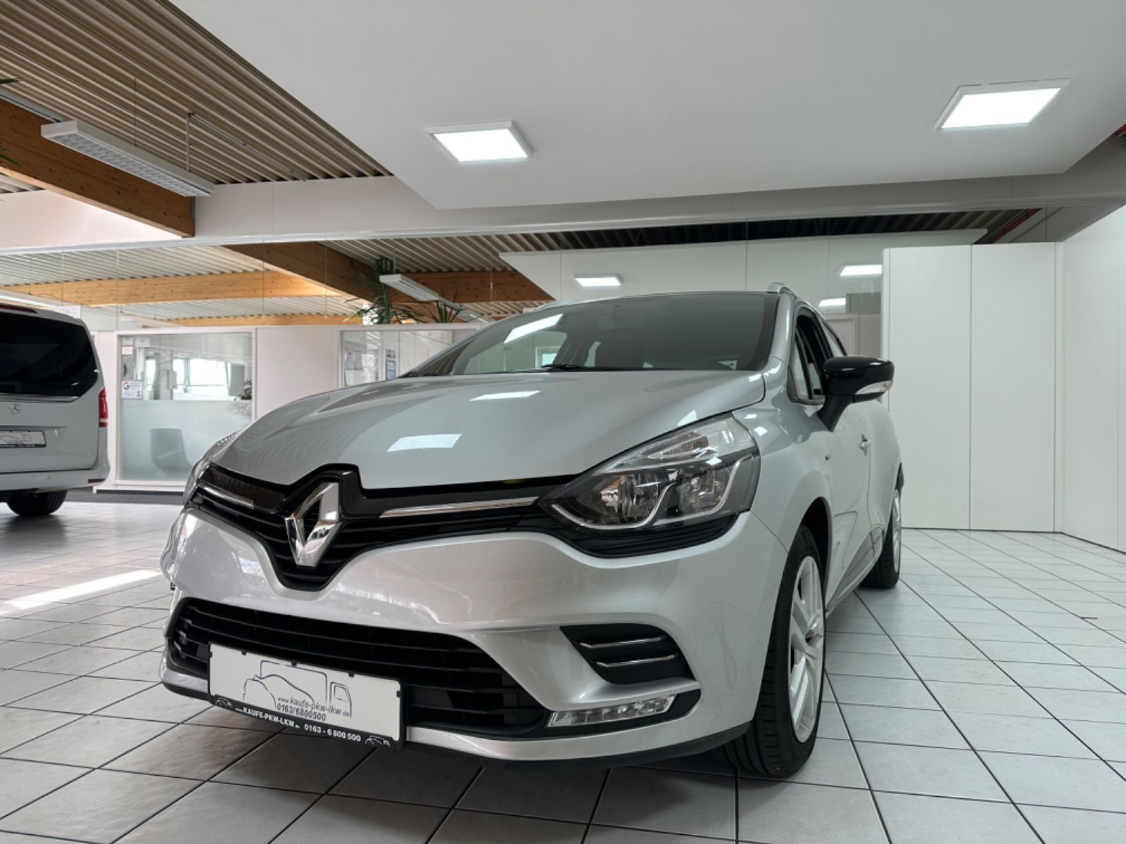 Fahrzeugabbildung Renault Clio IV Grandtour Limited