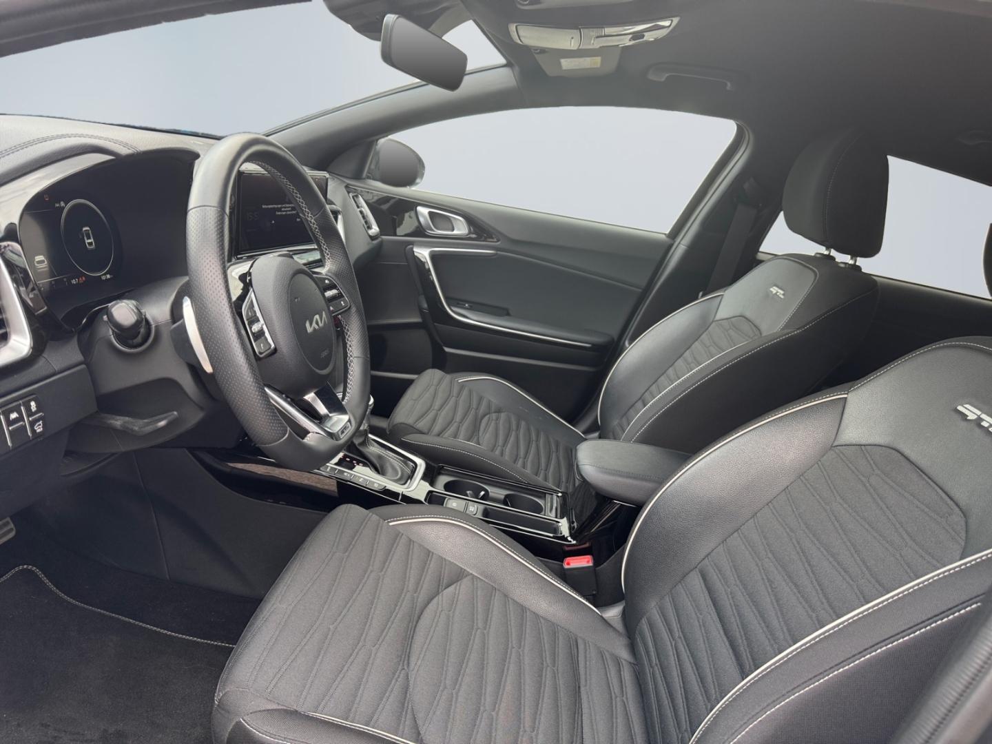 Kia ProCeed 1.5 GT-Line Navi Klima Rückfahrkam. Andr