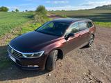 Volkswagen Passat Variant 2.0 TDI BlueMotion Comfor... - Volkswagen Passat Variant: Von Privat