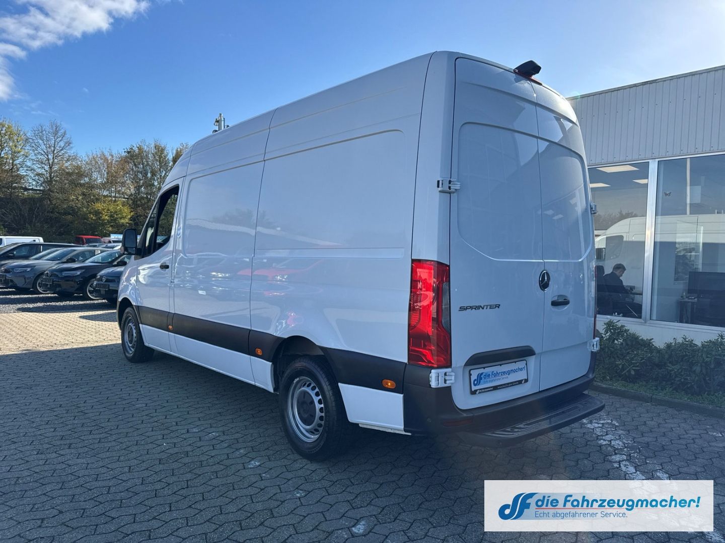 Fahrzeugabbildung Mercedes-Benz Sprinter Kasten 317 CDI L2 Automa. Navi CarPlay