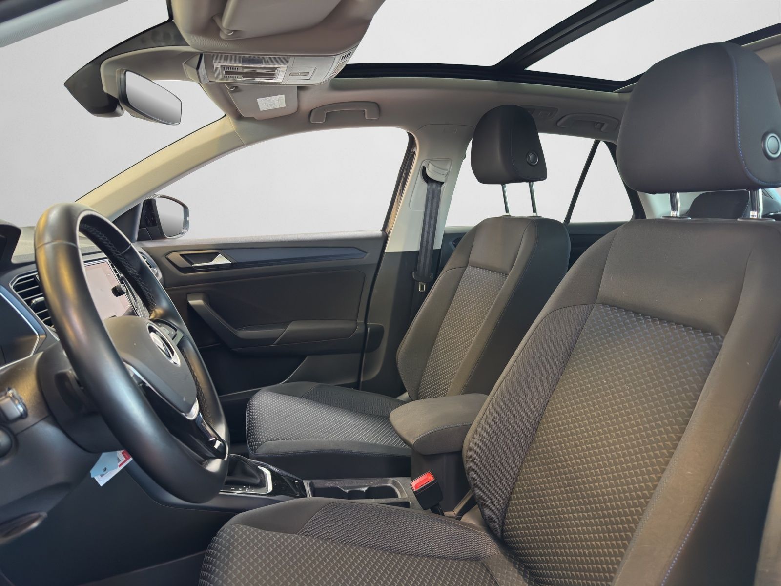 Volkswagen T-Roc - Bild 13