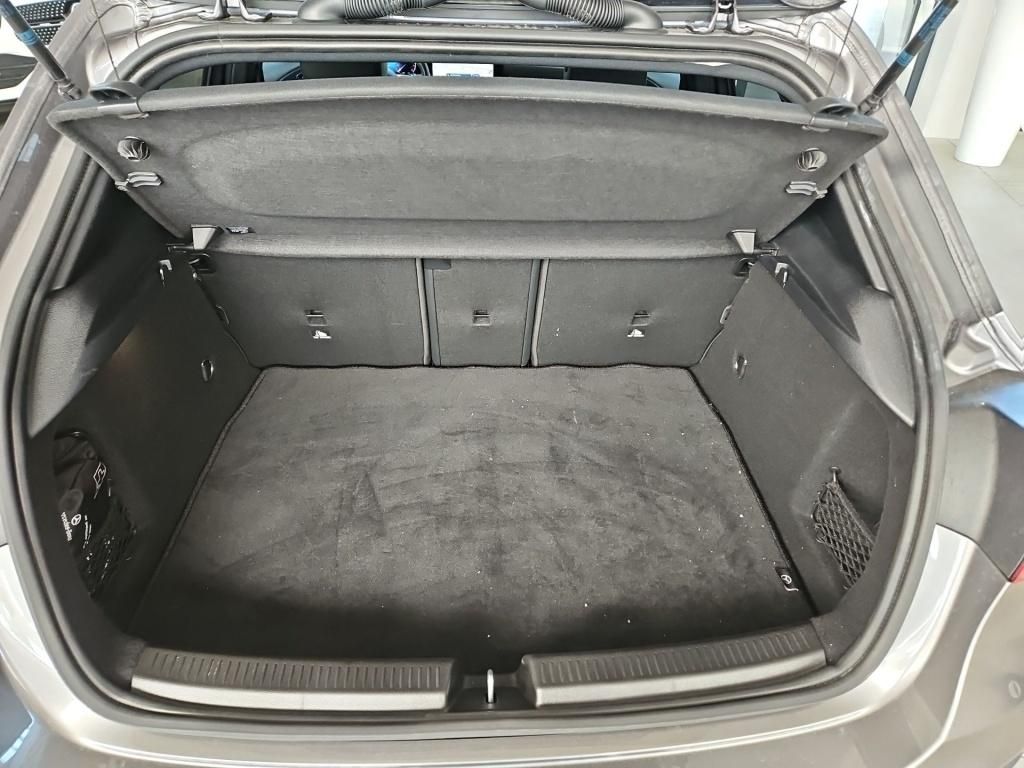 Fahrzeugabbildung Mercedes-Benz A 200 Progressive Pano Navi Totwi. SpurH LED SHZ