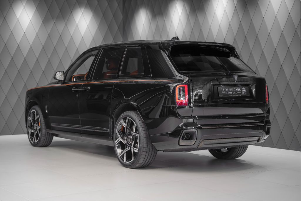 Cullinan BLACK BADGE 2026 BLACK/ORANGE 4 SEATS - Bild 5