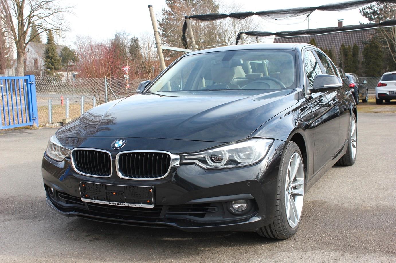 BMW 330iA Advantage -Navi-t.Leder-AHK-LM18"-1.Hand