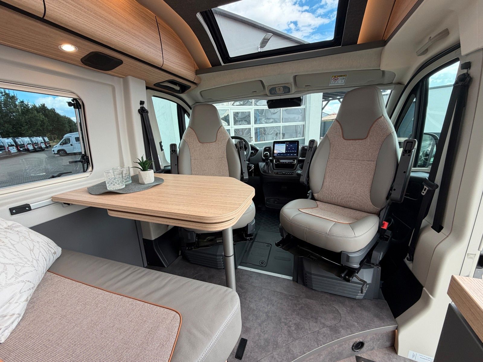 Fahrzeugabbildung Malibu Van Diversity GT skyview 640 LE K Lucca MJ26