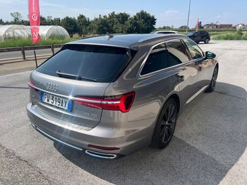 Audi A6 - 4