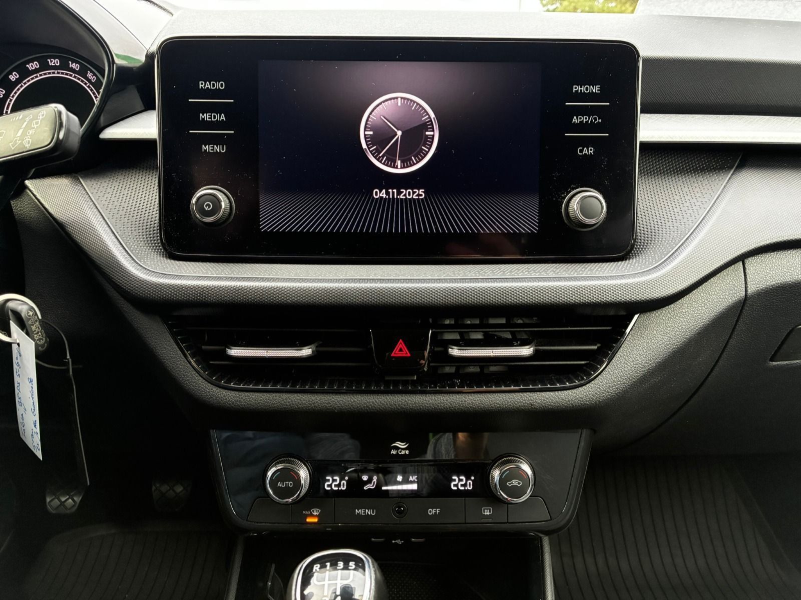 Fahrzeugabbildung SKODA Fabia 95PS 5-Gang*PDC*SHZ*SmartLink*Allwetter