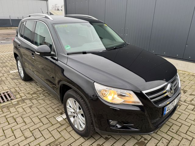 Volkswagen Tiguan 2,0TDI 4Motion 1.Hand*DSG*AHK*PDC*Alu*SH*