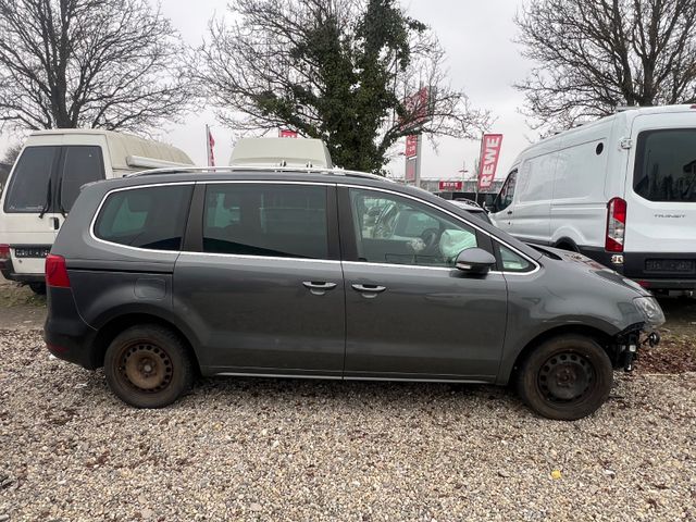 Fahrzeugabbildung Seat Alhambra Style Automatik Motor läuft