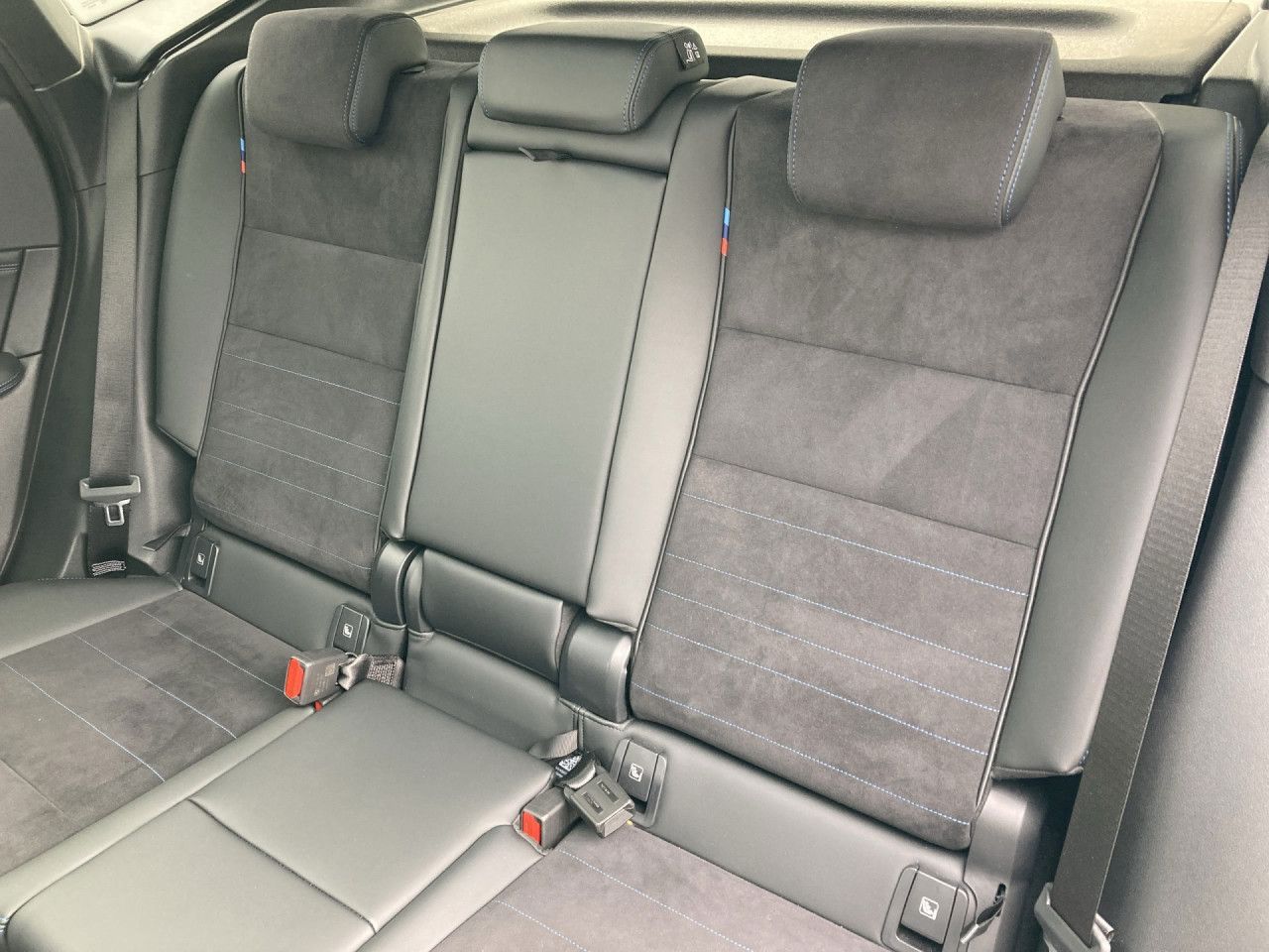 BMW 223 Active Tourer - Bild 16