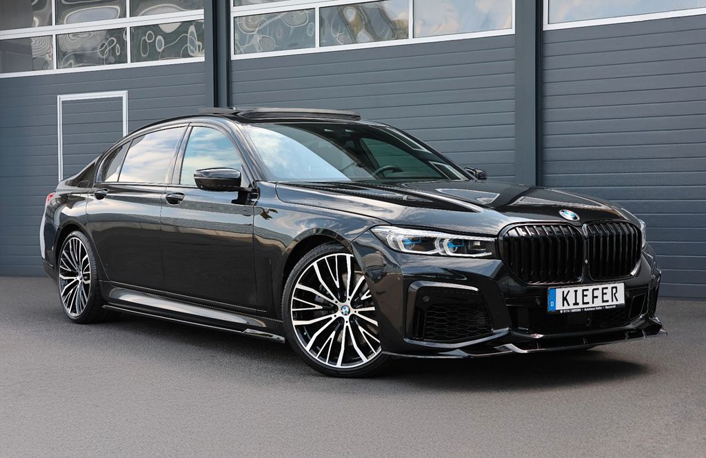 Image of BMW 750