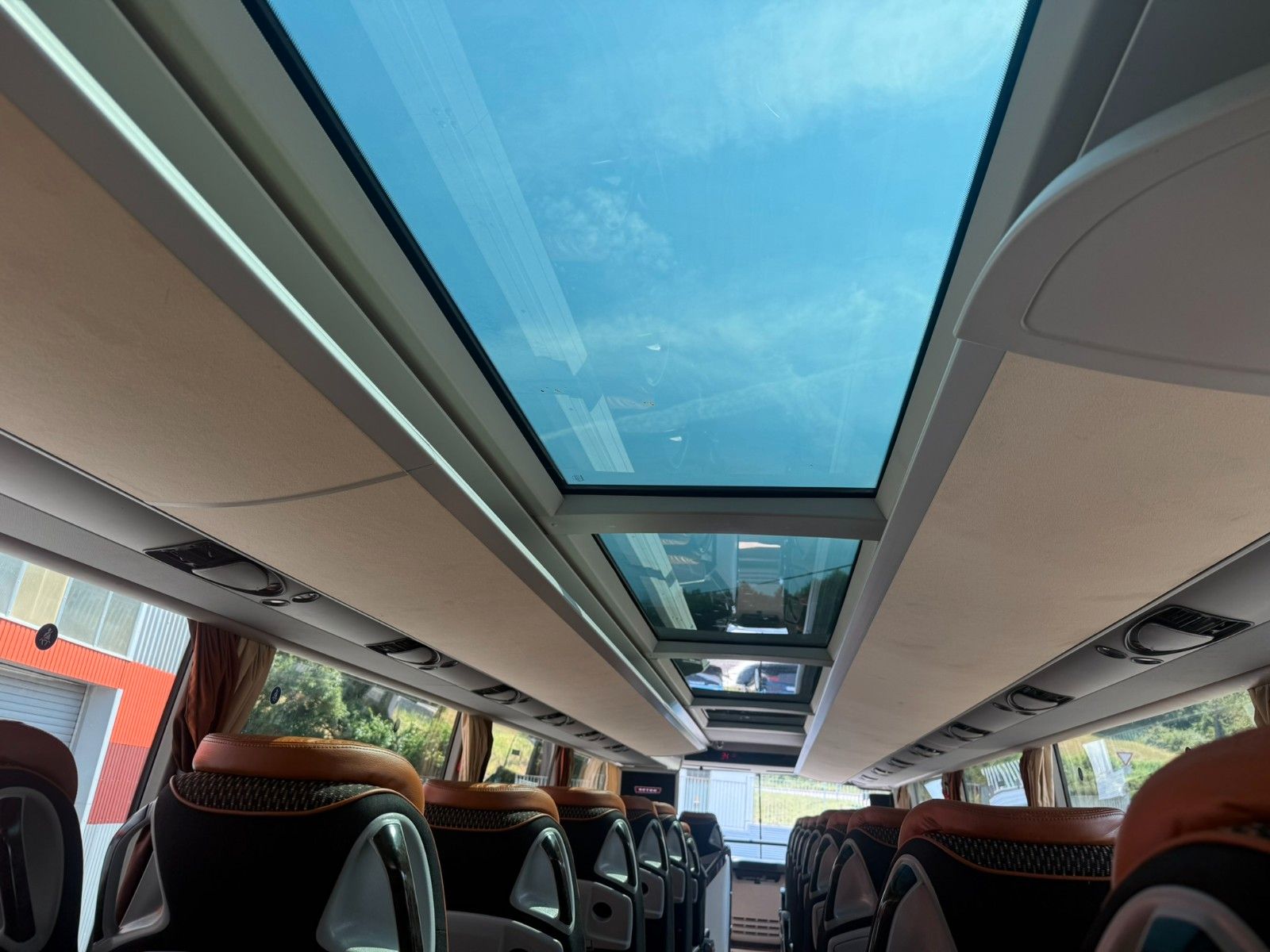 SETRA  2019 - Image 32 of 44