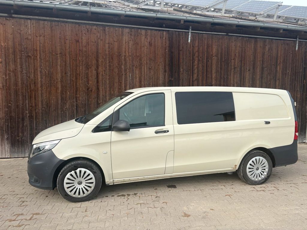 Image of Mercedes-Benz Vito
