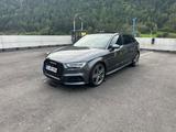 Audi S3 Sportback 2.0 TFSI quattro - Audi S3: Sportback