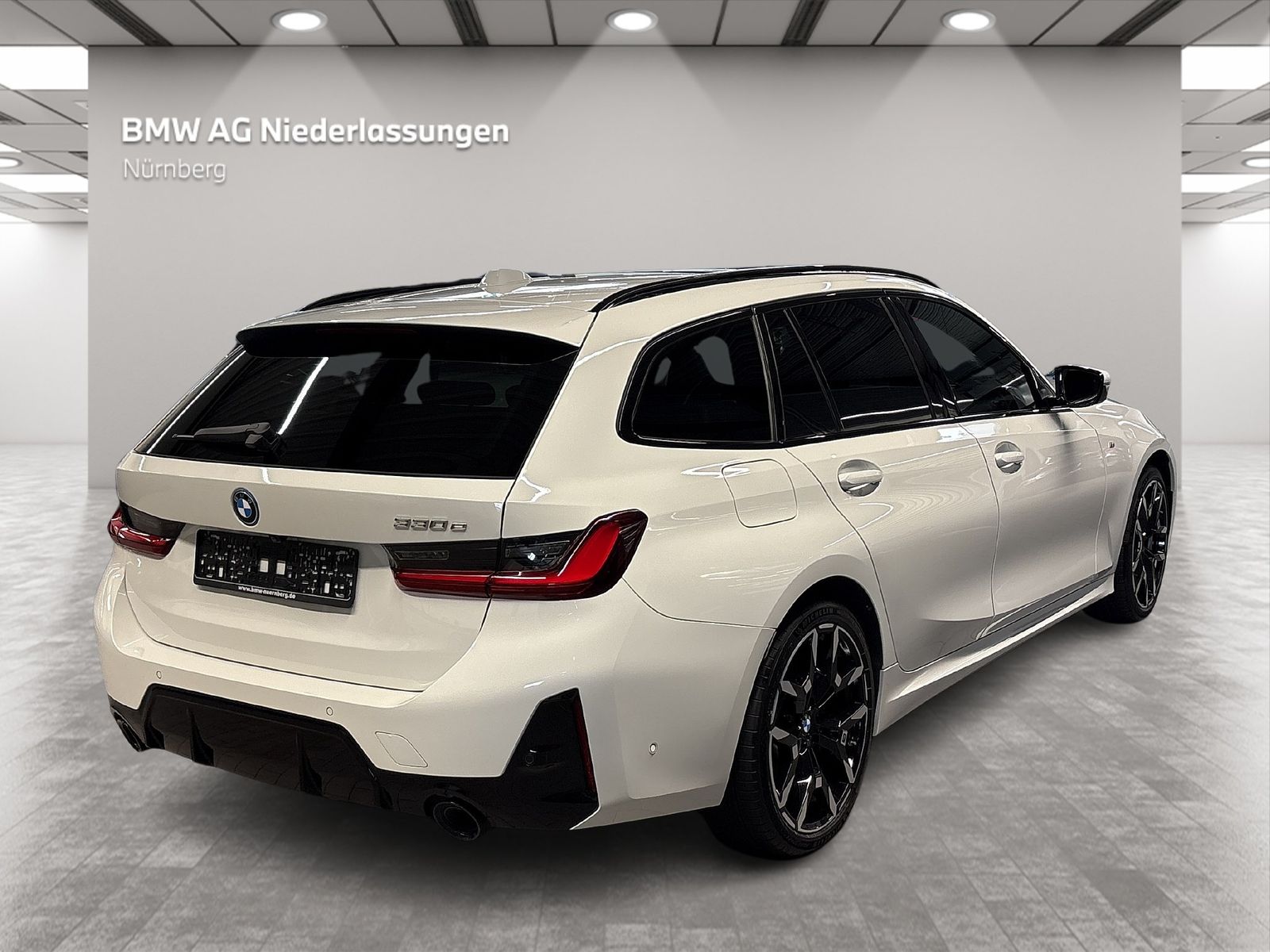 BMW 330 - Bild 4