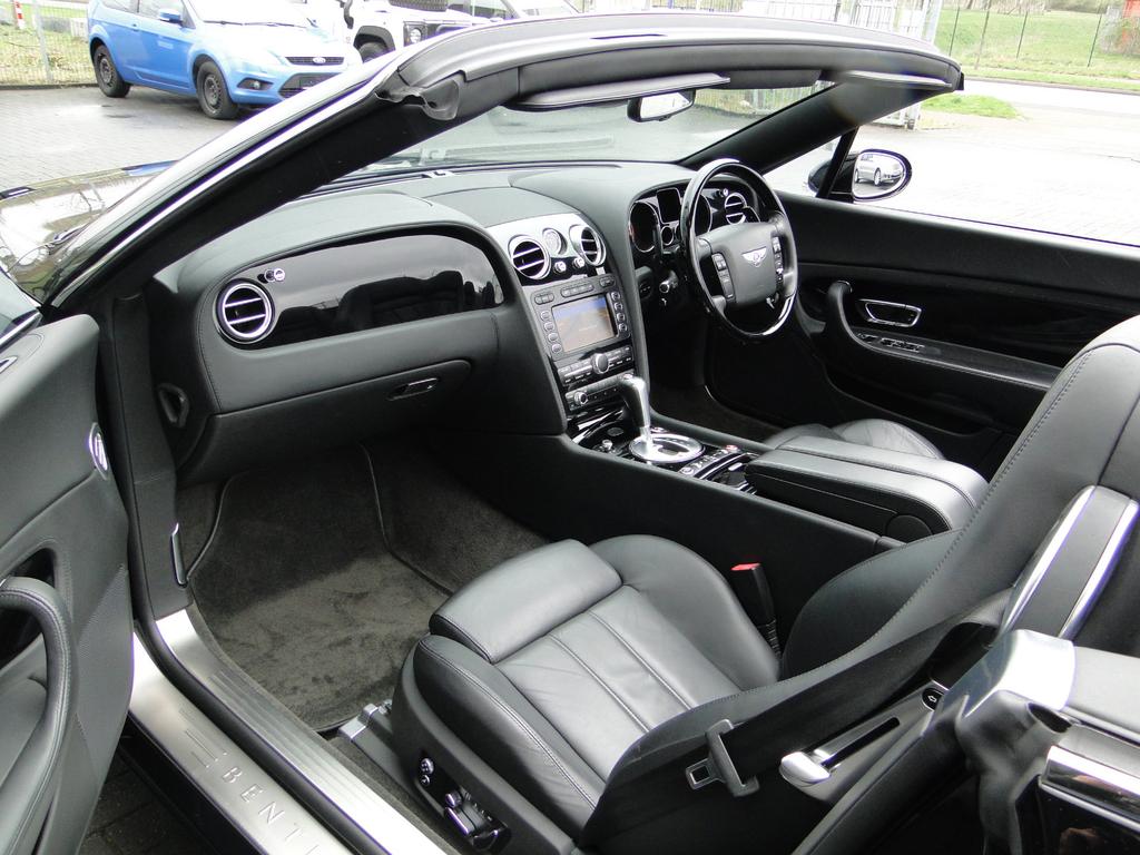 Bentley Continental GTC