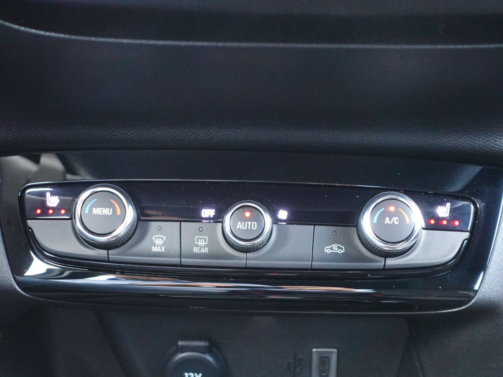 Fahrzeugabbildung Opel Corsa 1.2Turbo GS Automatik Allwetter,Kamera,SHZ