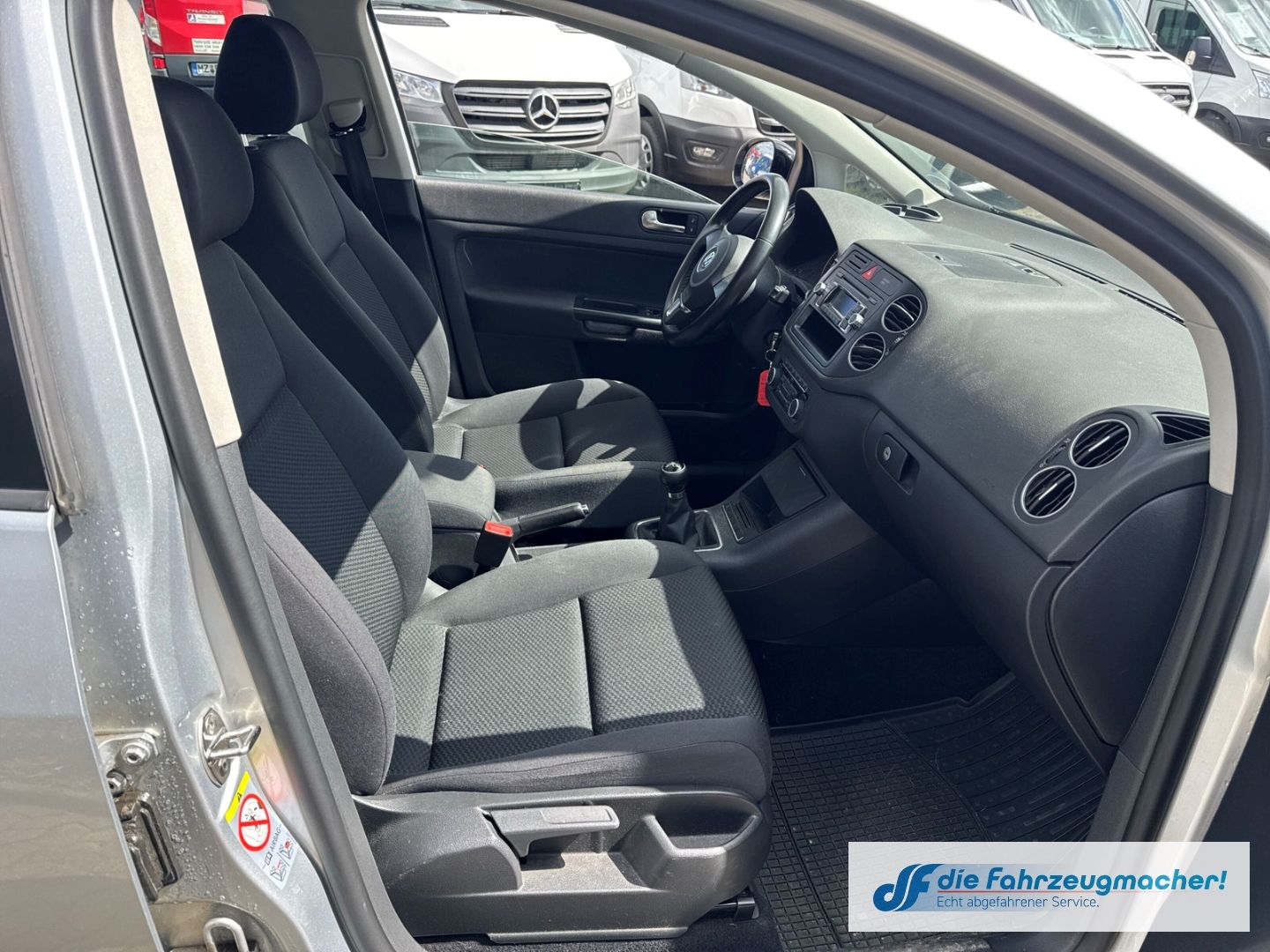 Fahrzeugabbildung Volkswagen Golf Plus VI Trendline Dyn. Kurvenlicht *EXPORT