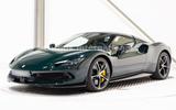 Ferrari 296 GTS -LIFT-VERDE BRITISH-IROKO-VOLL-CARBON- - : Leder, Ir
