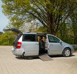 Kia Carnival 2.9 CRDi Automatik Paravan HU 04/28 - gebrauchte Kia Carnival aus dem Jahr 2007