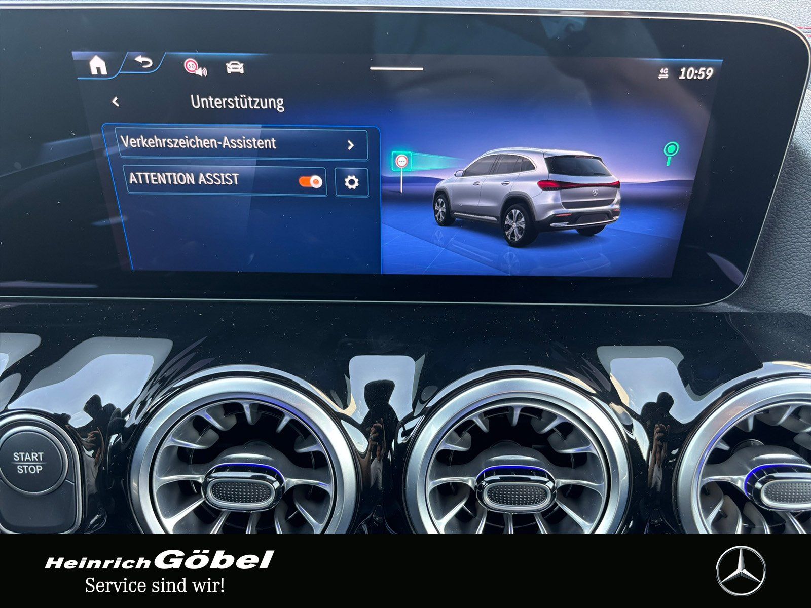 Fahrzeugabbildung Mercedes-Benz EQA 250 AMG*TOTWINKEL*APPLE-CARPLAY*AMBIENTEBEL