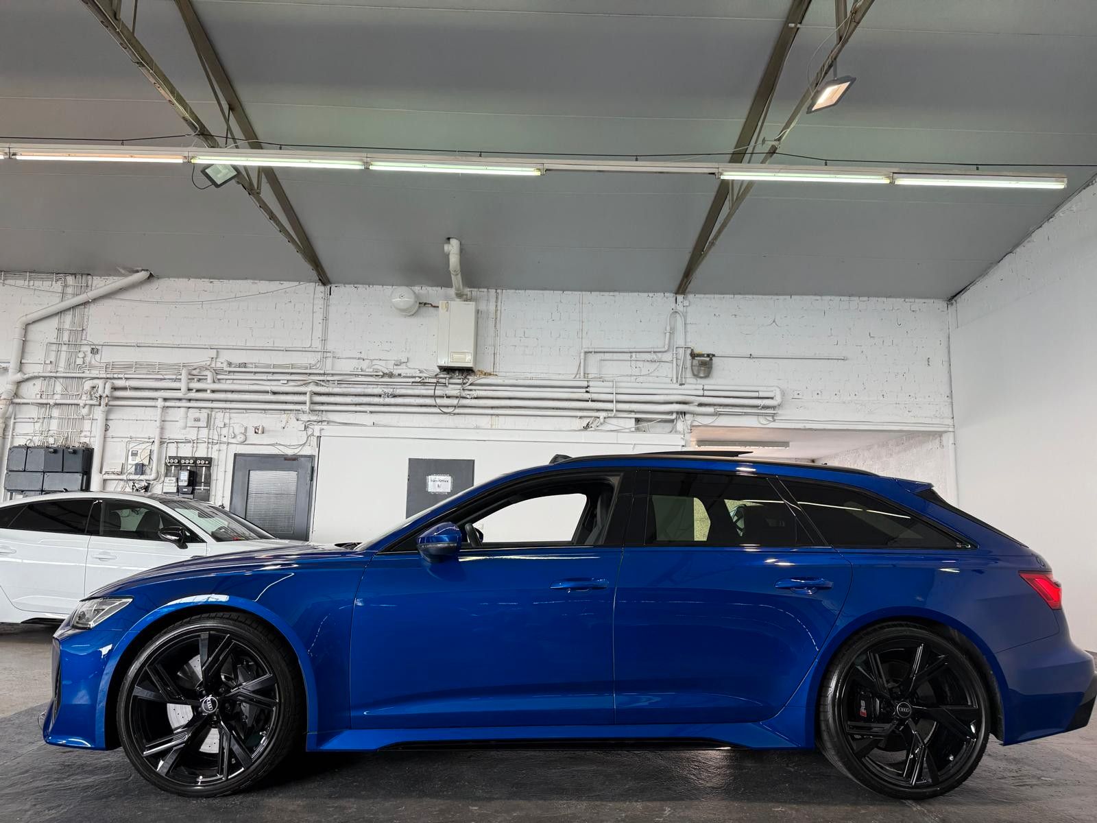 Audi RS6 RS 6 Avant 4.0 TFSI quattro foto 10