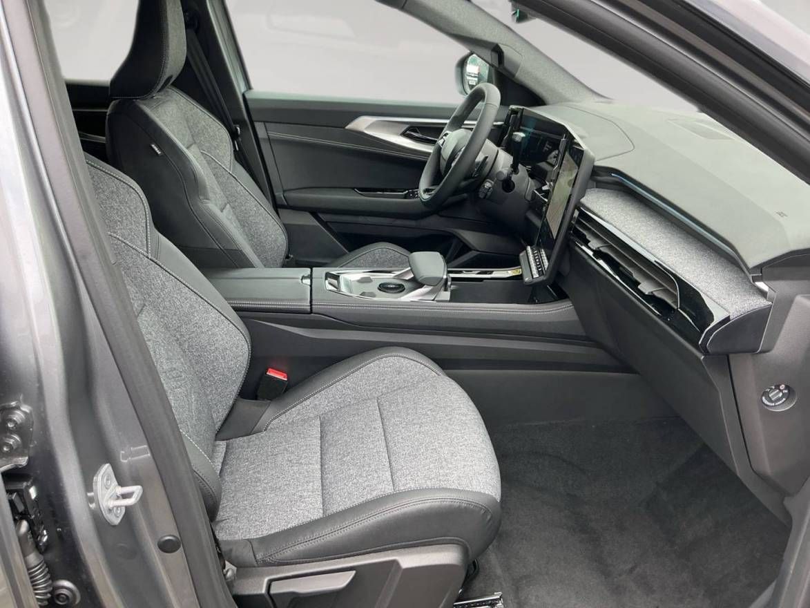 Fahrzeugabbildung Renault Austral Techno Full Hybrid E-Tech 200
