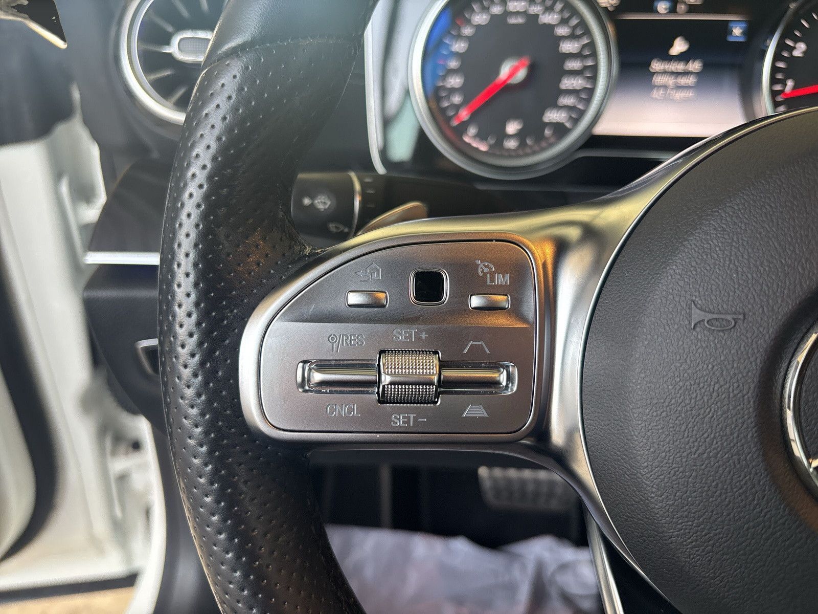 Mercedes-Benz E 200 Cabrio 4Matic Leder Standheizung Nightpak. foto 18