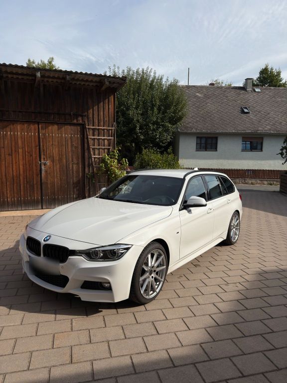 Image of BMW 320