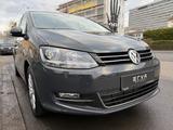 Volkswagen Sharan 2.0 TDI Highline DSG | PANORAMA | 7 Sitze - Volkswagen Sharan in Kassel