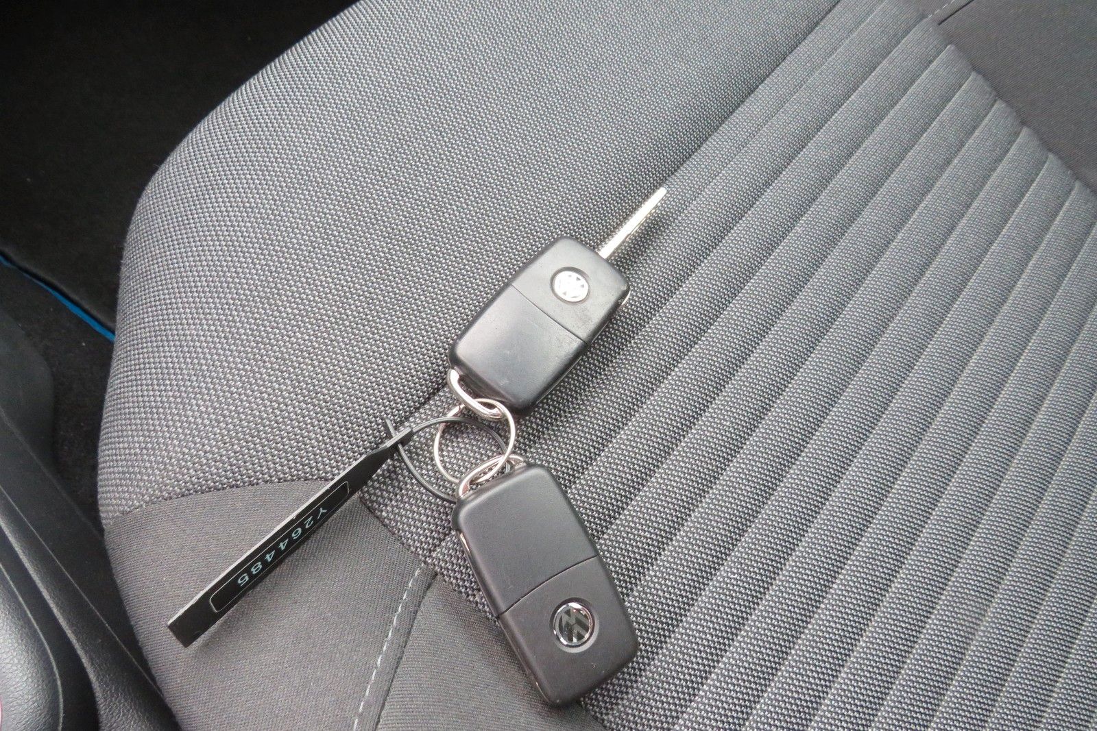 Fahrzeugabbildung Volkswagen Polo V Comfortline KLIMA RADIO SCHECKHEFT