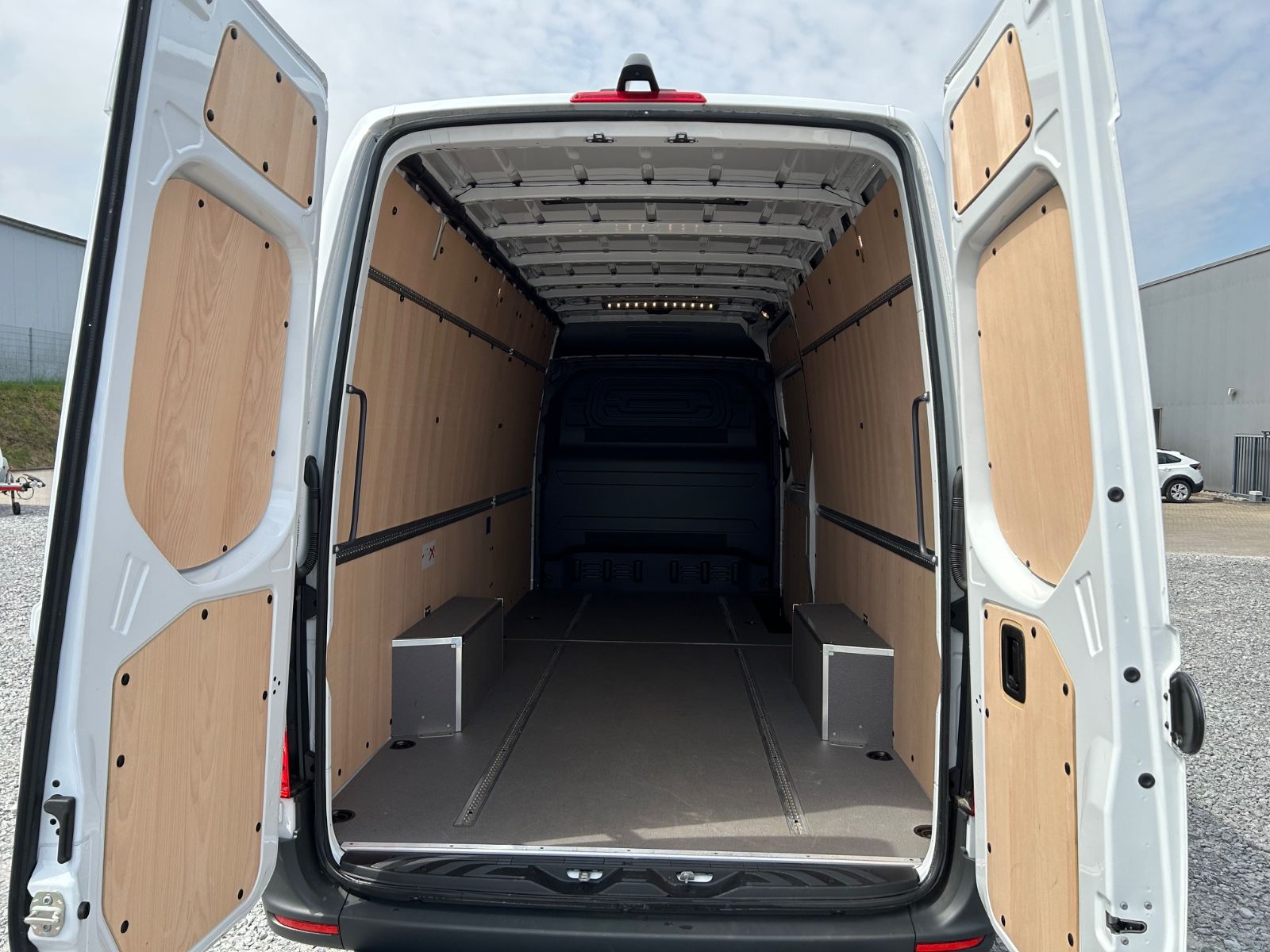Fahrzeugabbildung Mercedes-Benz Sprinter III 317 CDI  L3 H2 Navi Kamera