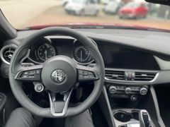 Fahrzeugabbildung Alfa Romeo Giulia Veloce Q4