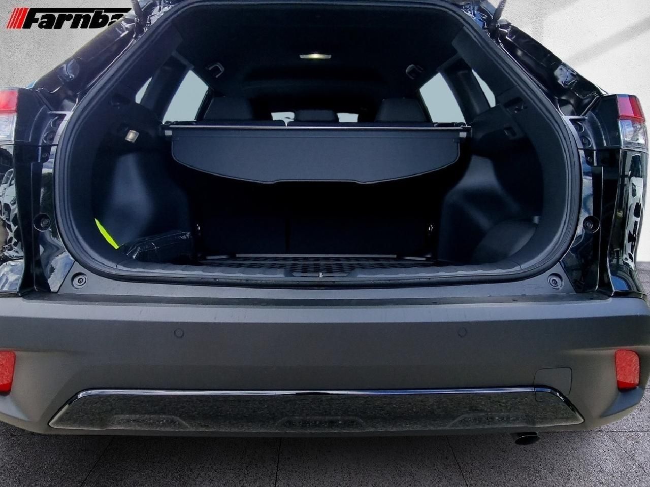 Fahrzeugabbildung Toyota Hybrid FWD 2,0 Team Deutschland