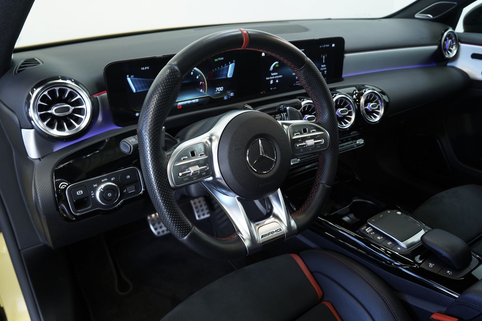 Mercedes Benz A 35 Amg Mercedes Benz A 35 Amg