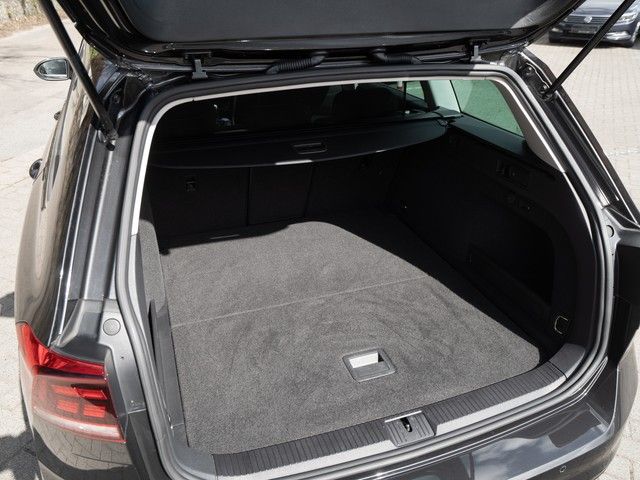 Passat Variant Business TSI DSG AHK NAV ACC Kame