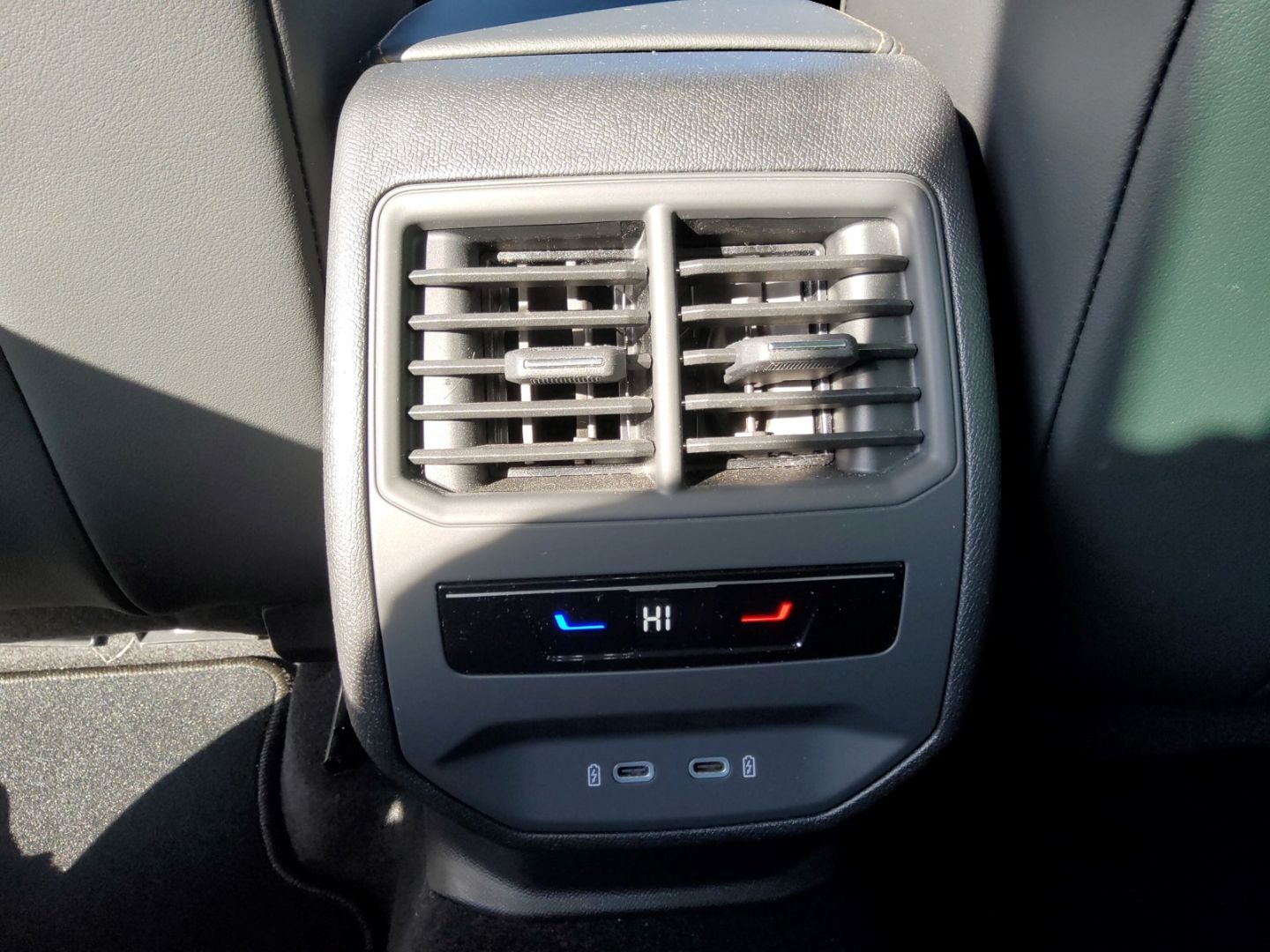 Fahrzeugabbildung CUPRA Formentor LED SHZ ACC PDC 360Grad Navi Keyless C