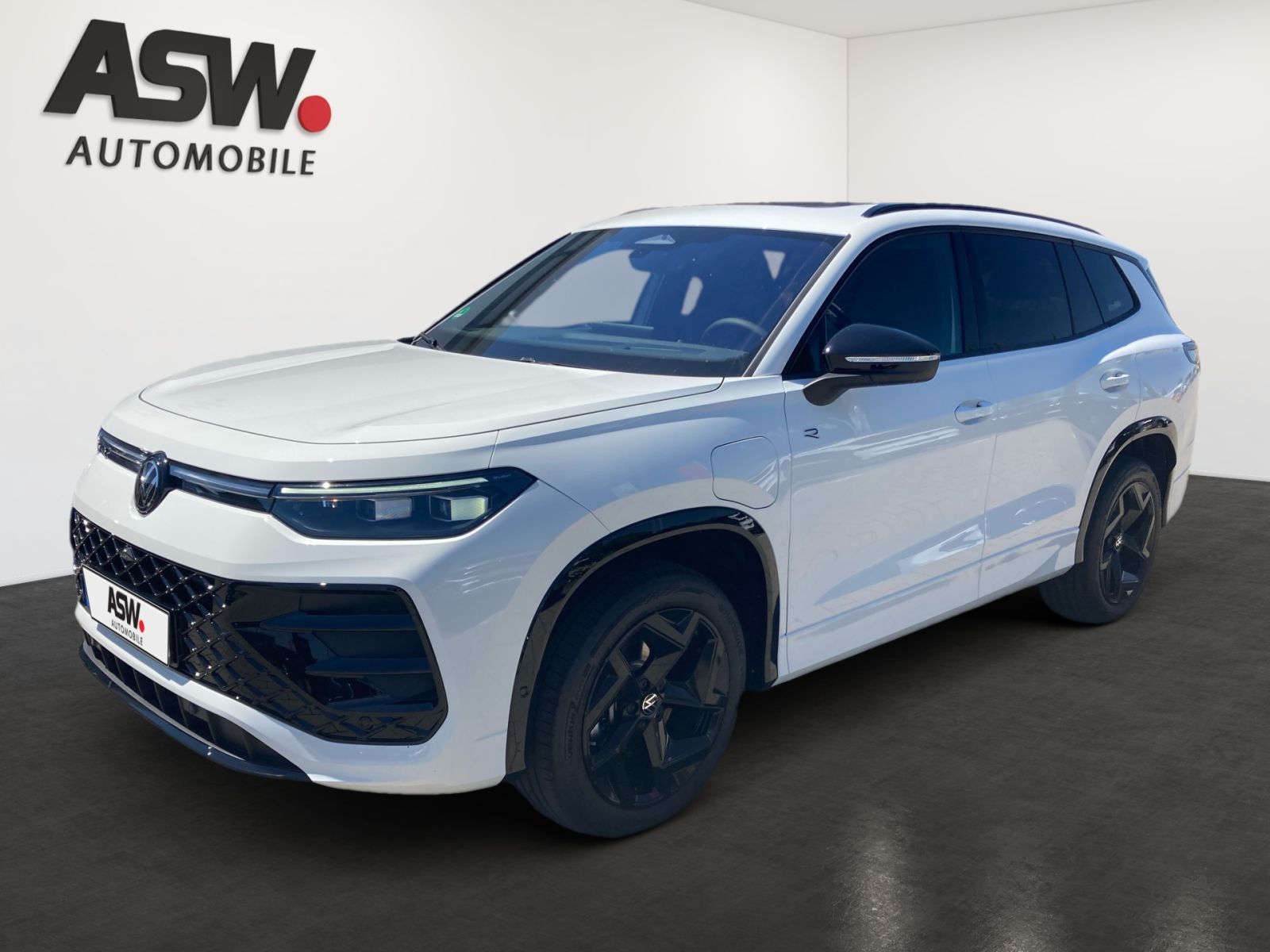 Volkswagen Tayron R-Line 1,5Hybrid IQ.Drive Premium Nav AHK foto 1