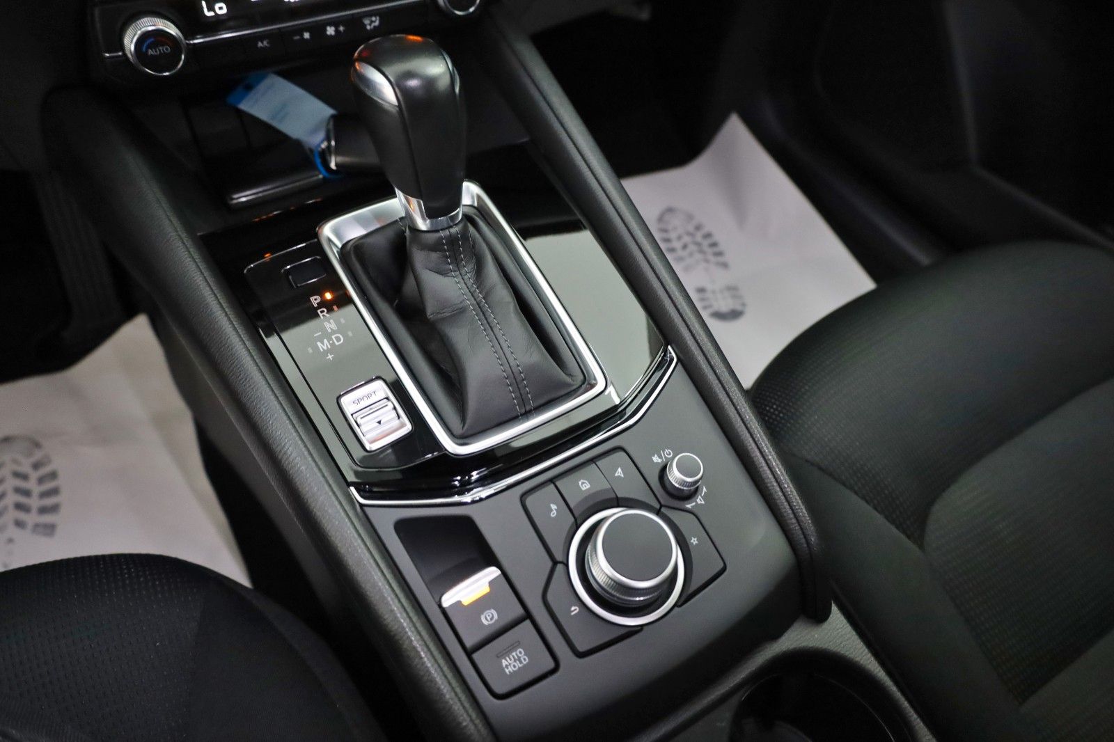 Fahrzeugabbildung Mazda CX-5 AD´VANTAGE 2WD Navi,360°Kamera,HeadUp,LED