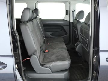 Volkswagen Caddy Maxi 2.0TDI DSG STYLE NAV PRO 7SITZ
