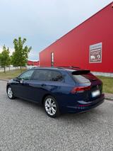 Volkswagen Golf 8 Variant 2.0TDI Stdhz Panoramadach AHK - Volkswagen Golf: Kombi, Panoramadach