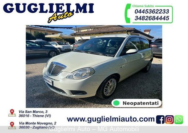 Lancia Ypsilon Ypsilon 1.3 MJT 75 CV Platino Cam