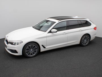 Fahrzeugabbildung BMW 520d xD Tour Sport Line Pano H/K Exklusiv Paket
