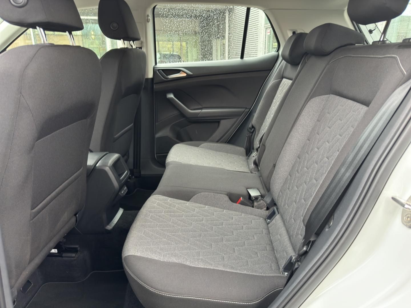Fahrzeugabbildung Volkswagen T-Cross Life 1.0 TSI,NAVI,Climatronic,SH,ACC,Tel