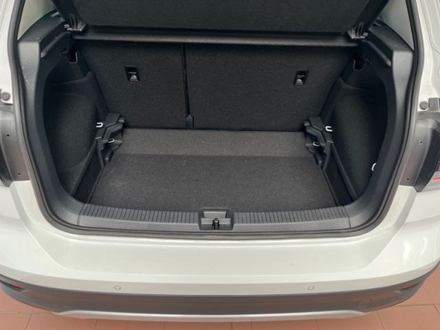 Fahrzeugabbildung Volkswagen T-Cross 1.5 TSI DSG STYLE NAVI KAMERA KESSY