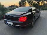 Bentley Flying Spur W12 Mullinier - Bentley Flying Spur: Schwarz