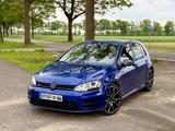 Volkswagen Golf 7 R 2.0 TSI DSG 4MOTION  - Volkswagen Golf: 7