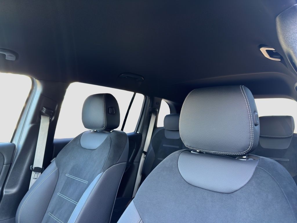 Fahrzeugabbildung Mercedes-Benz GLB 200 AMG*NIGHT*AHZV*K-GO*TOTWINKEL*AMBIENTE*