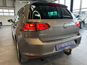 Volkswagen Golf VII Lim. Cup BMT *1.Hand*ACC*AHK*